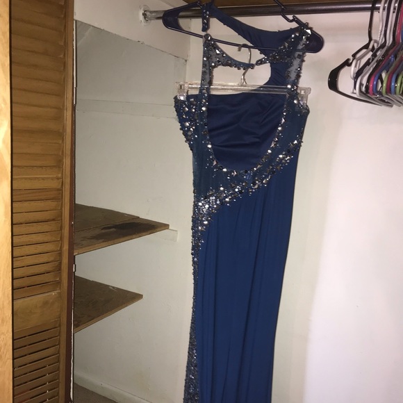 Prom Dress - Picture 3 of 6